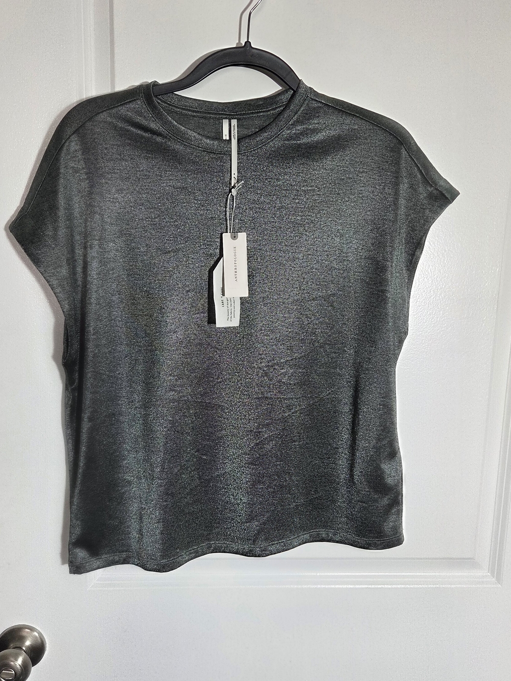 NWT Anthropologie Women’s Silky Shimmer Tee Shirt Metallic Gray Hipster Top M